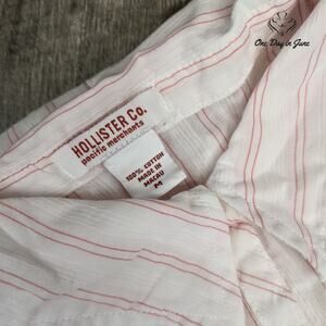 Hollister Long Sleeve Button Down Top Size M